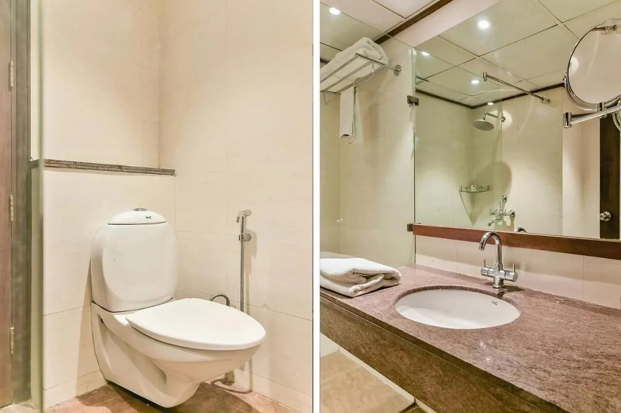 Hotel Arch International Kapas Hera